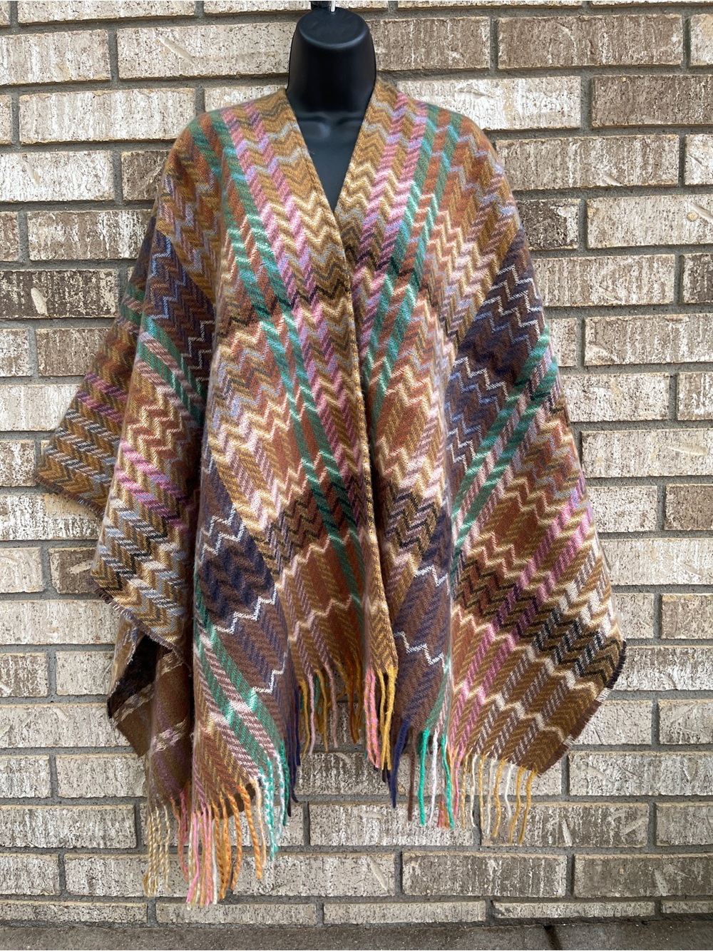 Boho Southwestern Geometric Fringe Poncho Ruana Cape Blanket Thick Cozy Wrap O/S
